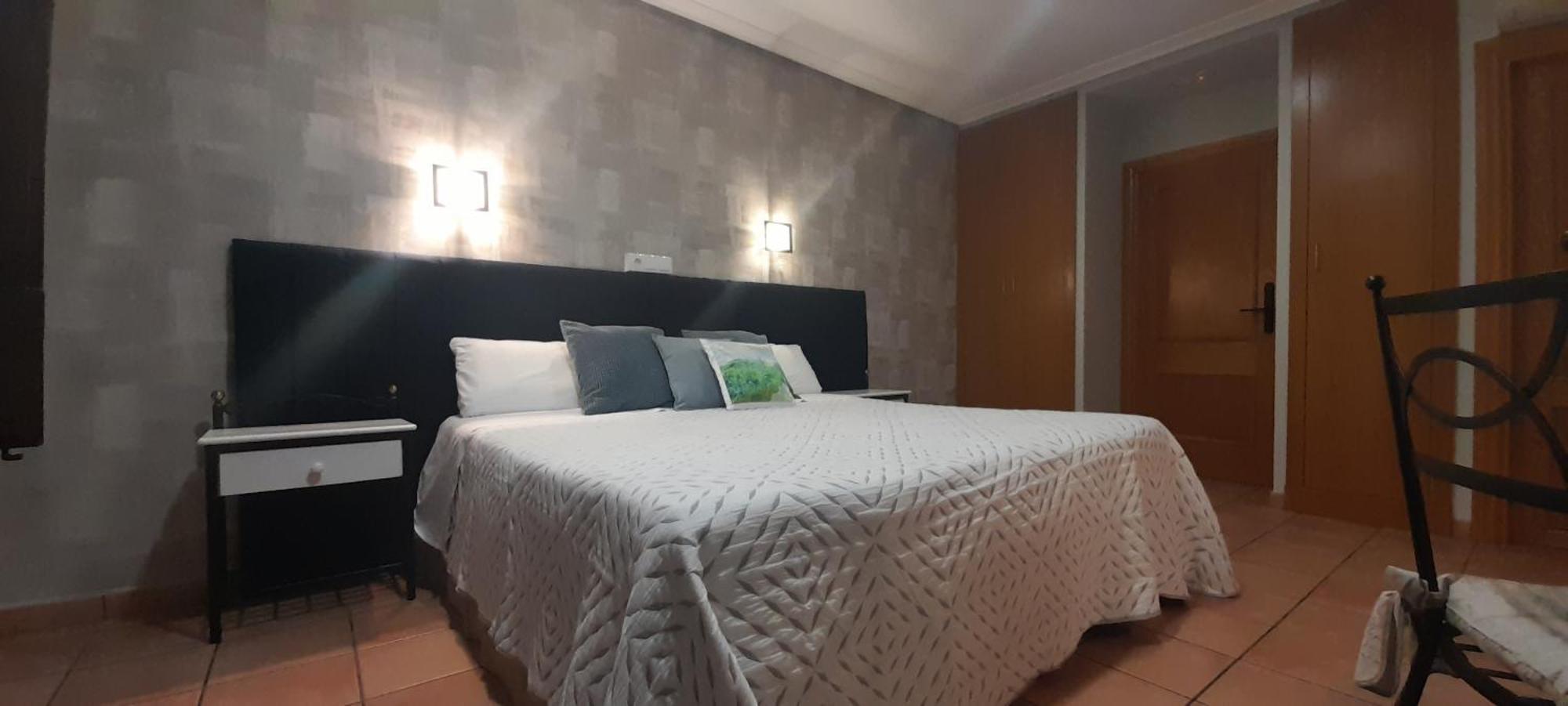 Hostal El Lechuguero Cascante 외부 사진