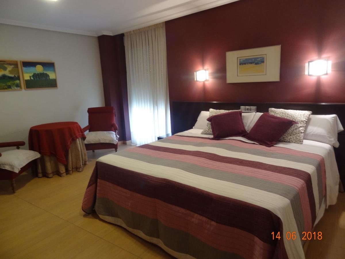 Hostal El Lechuguero Cascante 외부 사진
